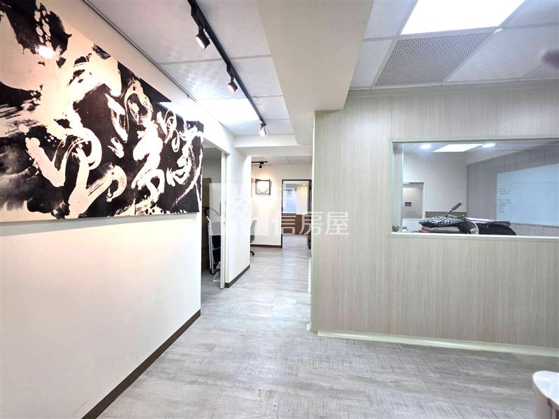 【奔馳】藝文特區-摩天金融大樓商辦房屋室內格局與周邊環境
