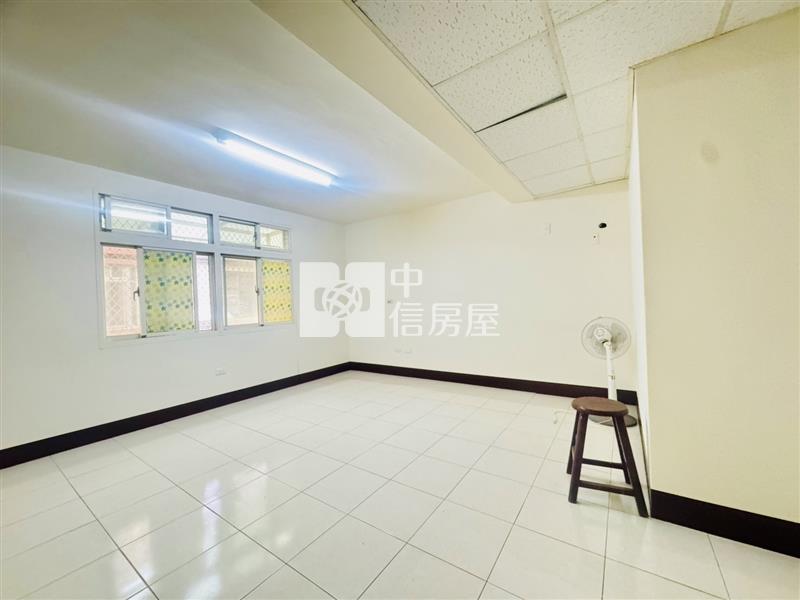 照南學區整新透天房屋室內格局與周邊環境