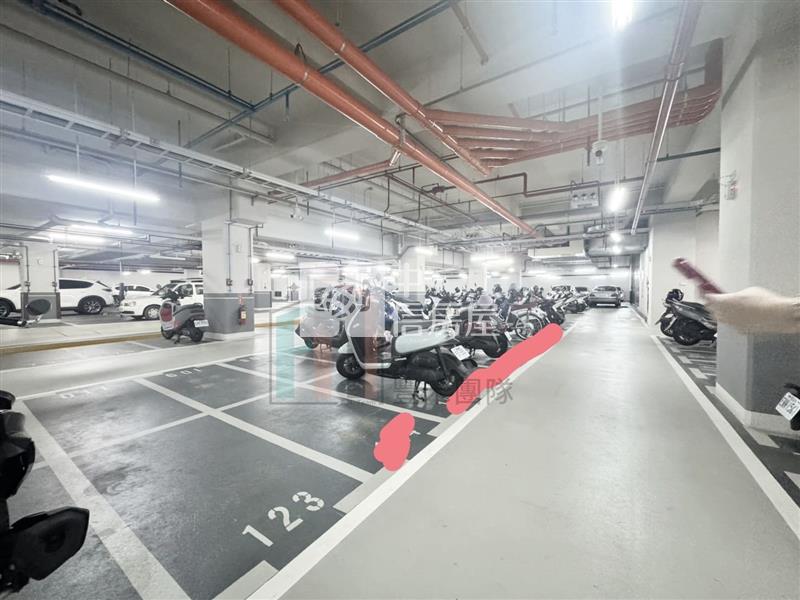 【豐禾】【專任】英倫花園2+1房車房屋室內格局與周邊環境