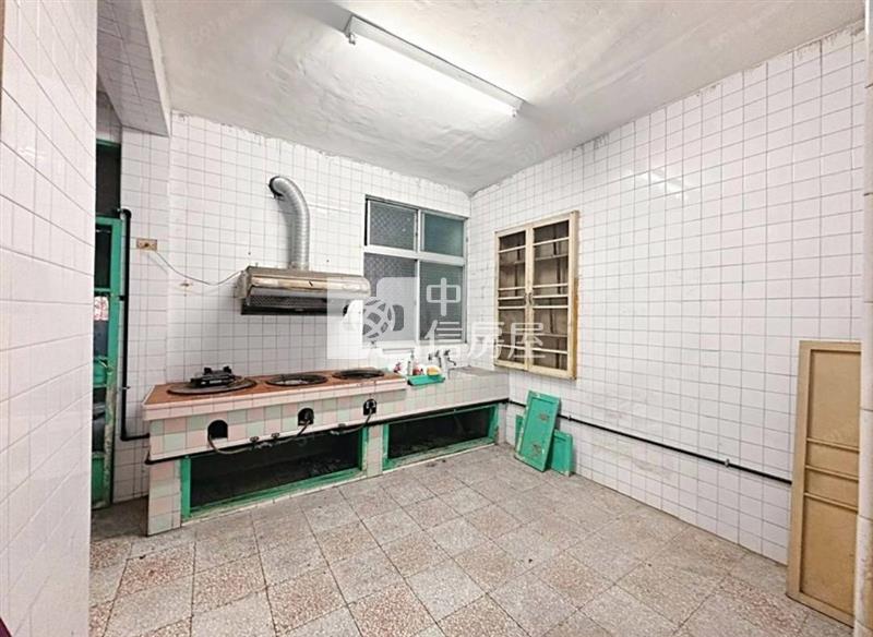 頭屋中華懷舊復古簡約透天房屋室內格局與周邊環境