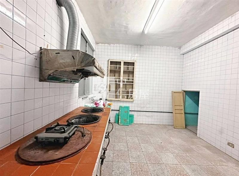 頭屋中華懷舊復古簡約透天房屋室內格局與周邊環境