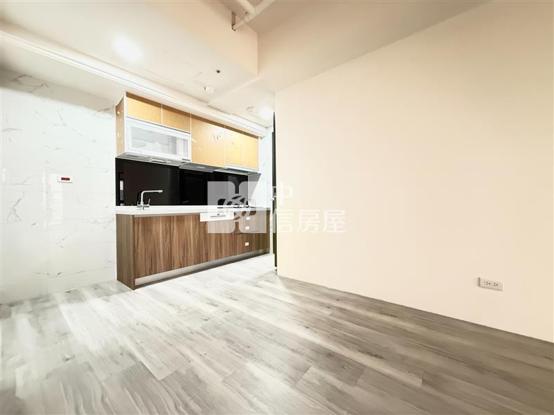 鼎佳興境全新朝南三房平車（專任）房屋室內格局與周邊環境