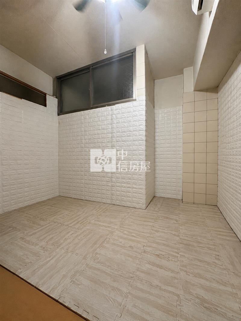 精彩人生樓店房屋室內格局與周邊環境