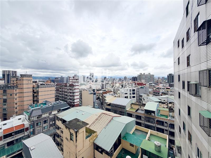 復興藝術廣場三房平車房屋室內格局與周邊環境