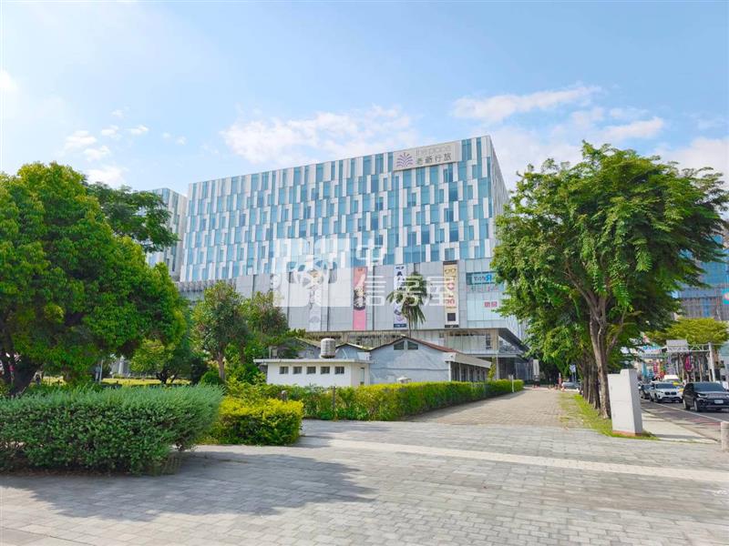 🍎近南紡百貨大路大面寬顯眼黃金店地房屋室內格局與周邊環境