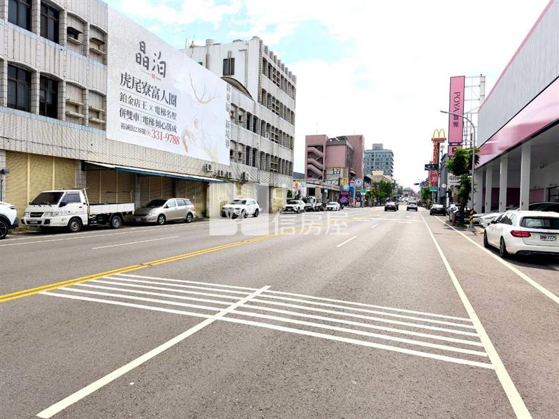 🍎近南紡百貨大路大面寬顯眼黃金店地房屋室內格局與周邊環境