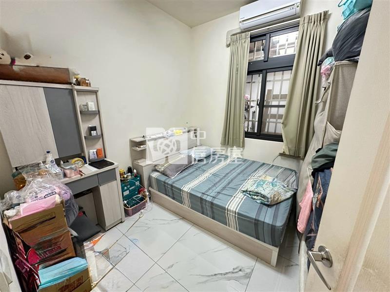 大里新仁路商圈孝親大地坪別墅房屋室內格局與周邊環境