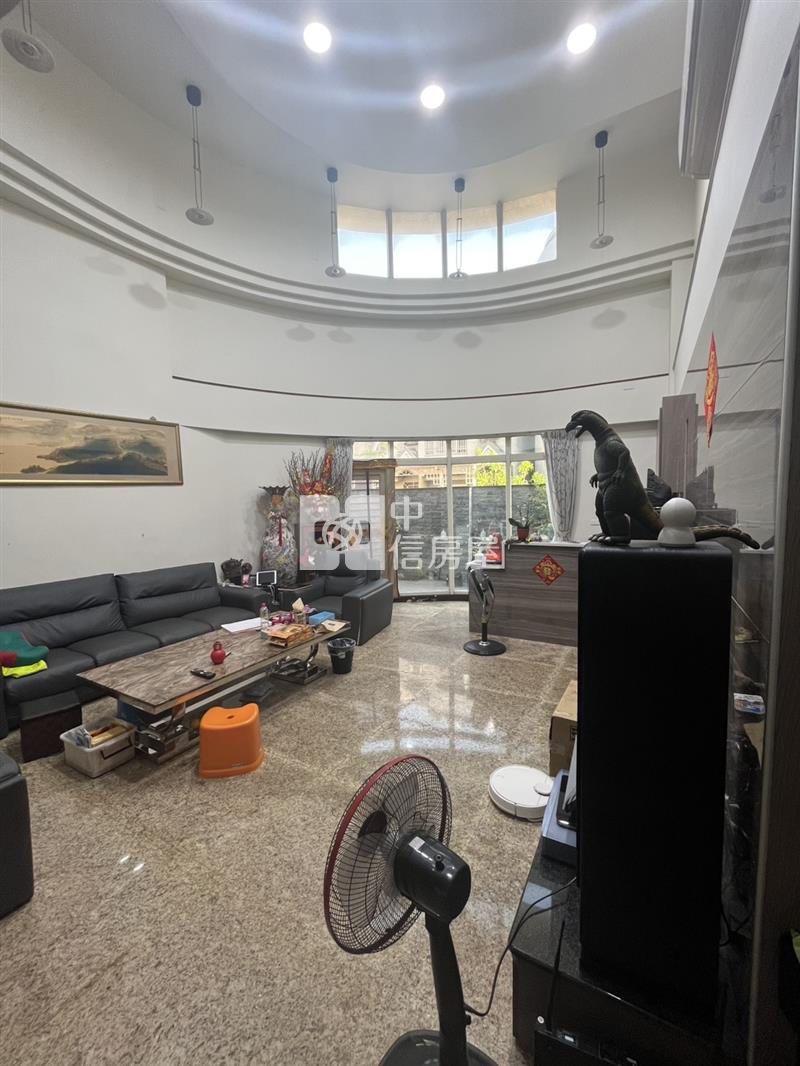 湖美街地45坪雙車墅房屋室內格局與周邊環境