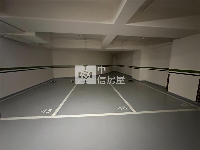 登陽硯12三改二平車稀有露臺戶房屋室內格局與周邊環境
