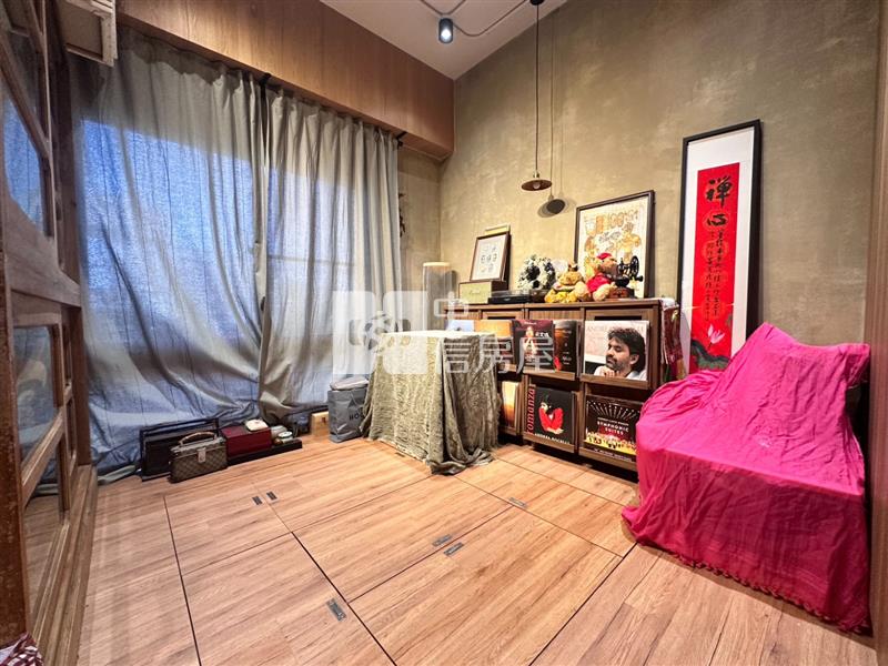 過嶺-名馳雋朗2期1樓店住房屋室內格局與周邊環境