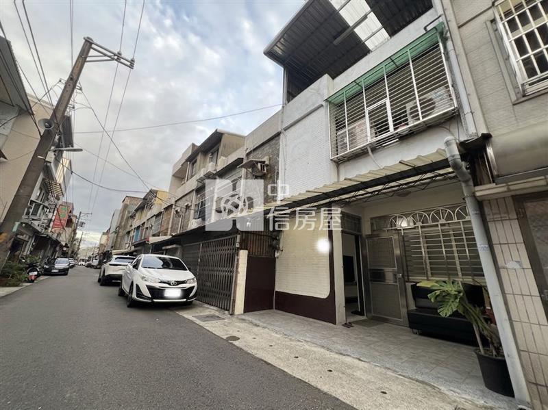 平鎮山仔頂活巷美透天房屋室內格局與周邊環境