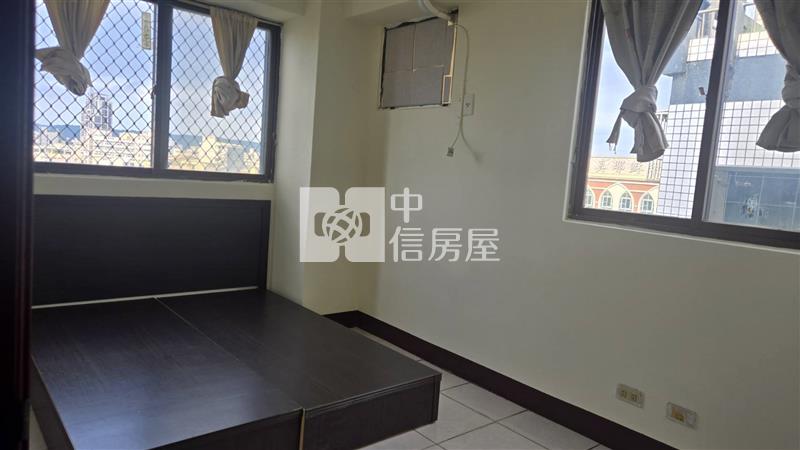 員林稅捐處旁華廈房屋室內格局與周邊環境