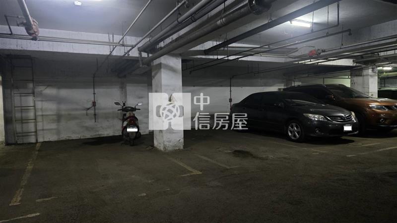 員林稅捐處旁華廈房屋室內格局與周邊環境