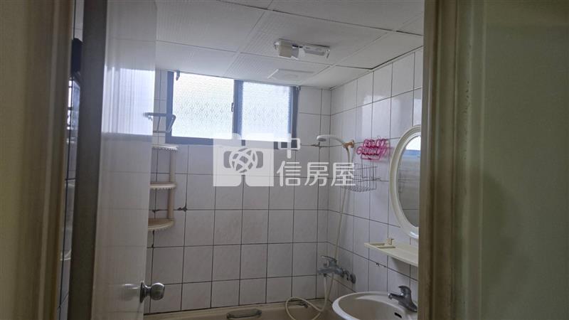 員林稅捐處旁華廈房屋室內格局與周邊環境