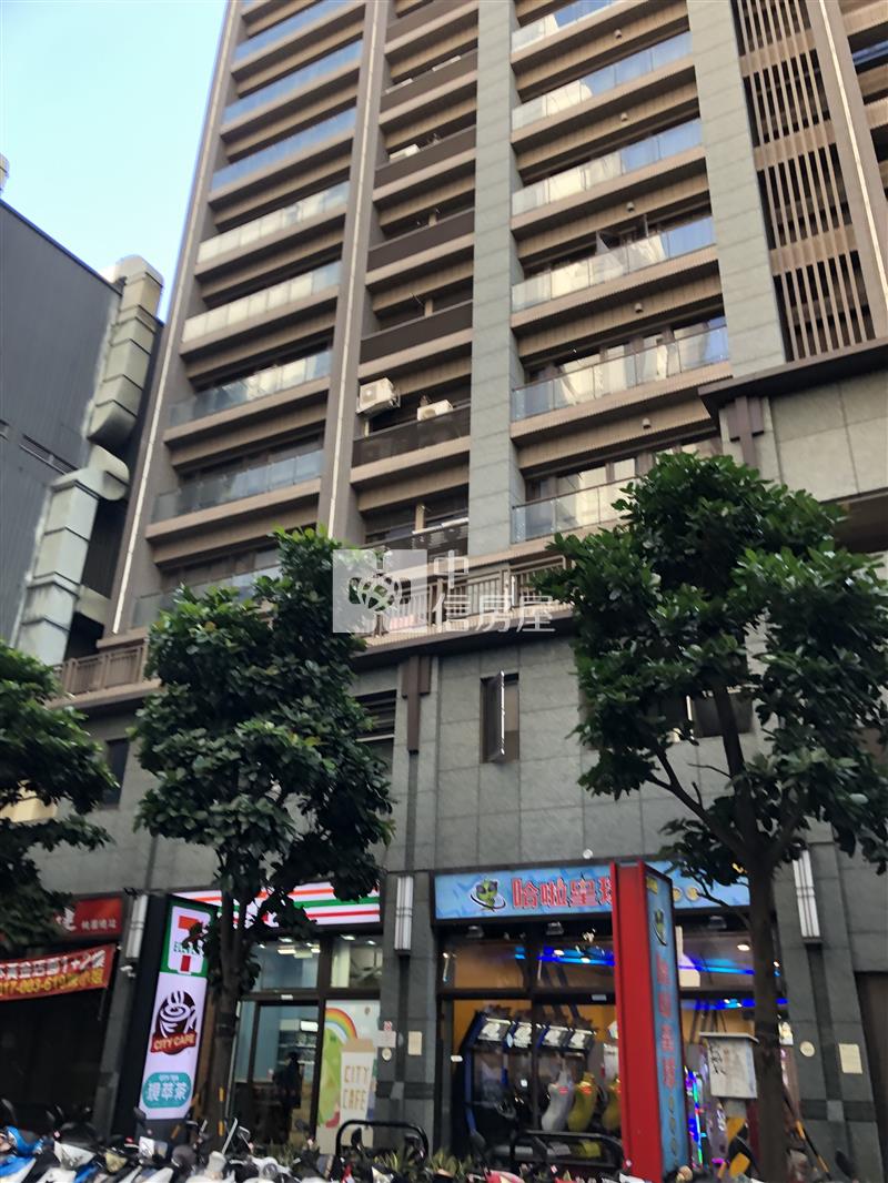 統領百貨旁*優質電梯2房車房屋室內格局與周邊環境