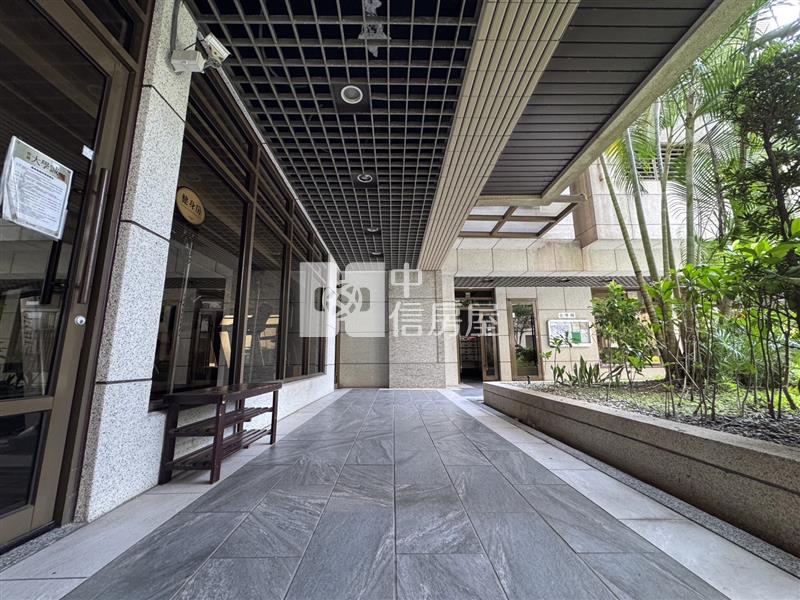 民族路交流道兩房車|大學誠房屋室內格局與周邊環境
