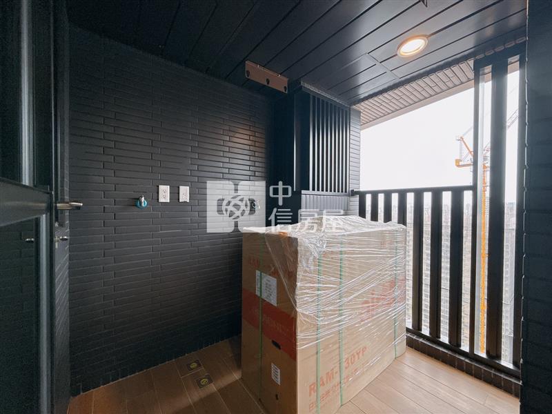 【安家】中路鉑克棶城市景觀三房車房屋室內格局與周邊環境
