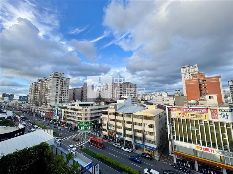 冠德文心綻兩房平車房屋室內格局與周邊環境