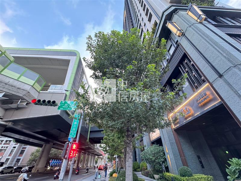 冠德文心綻兩房平車房屋室內格局與周邊環境