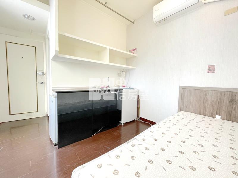 中原苑電梯美套房房屋室內格局與周邊環境