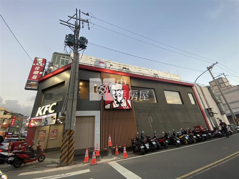 大園市區稀有電梯金店面房屋室內格局與周邊環境