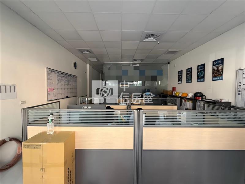 大園市區稀有電梯金店面房屋室內格局與周邊環境