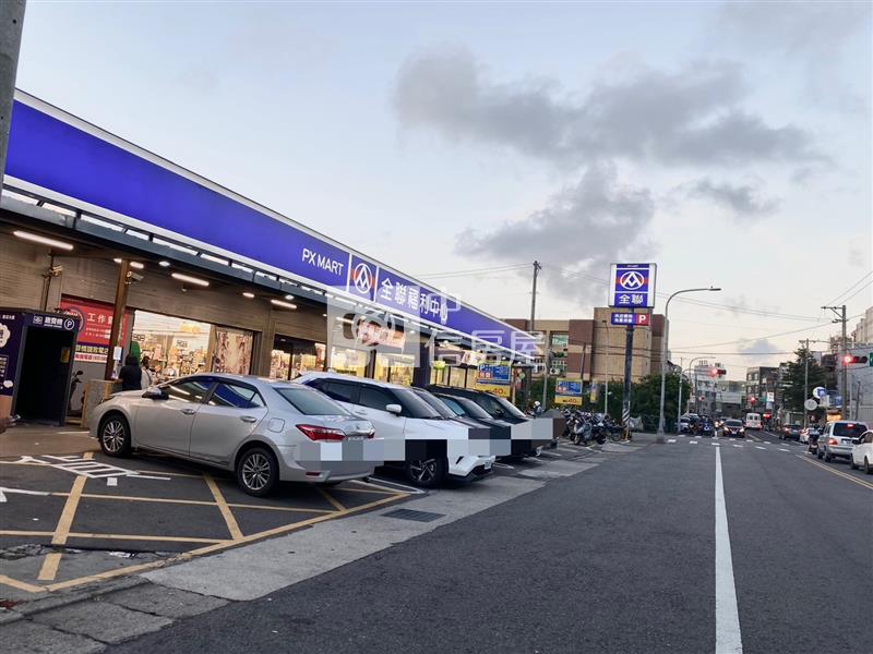大園市區金店面+15間電梯套房房屋室內格局與周邊環境