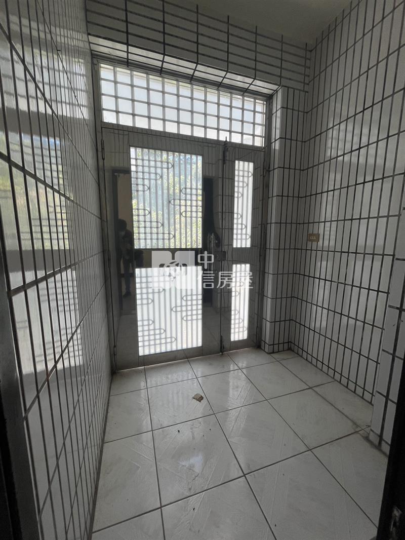 獨家大自然森林別墅房屋室內格局與周邊環境