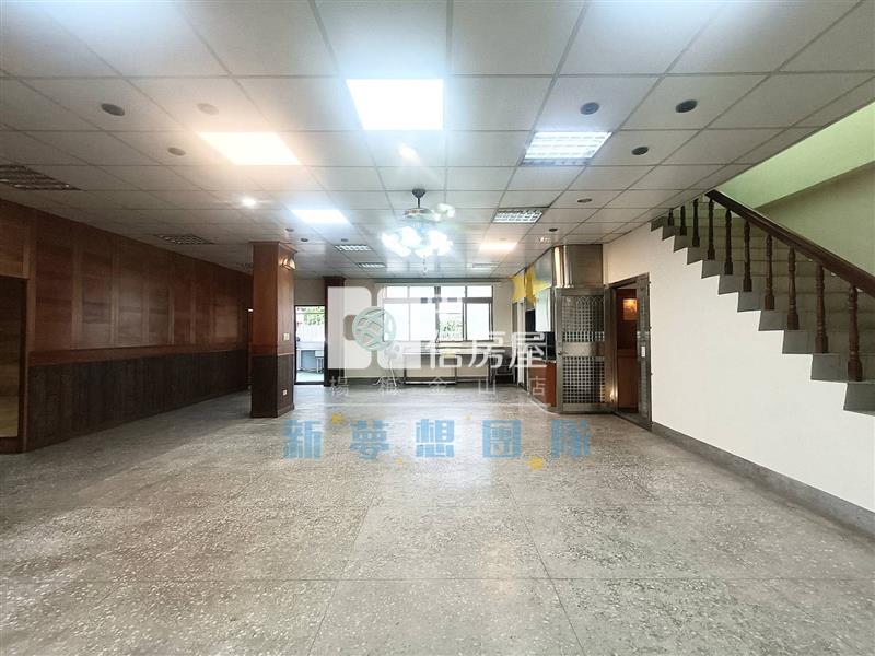 【新夢想】龍校超大面寬合法廠房房屋室內格局與周邊環境