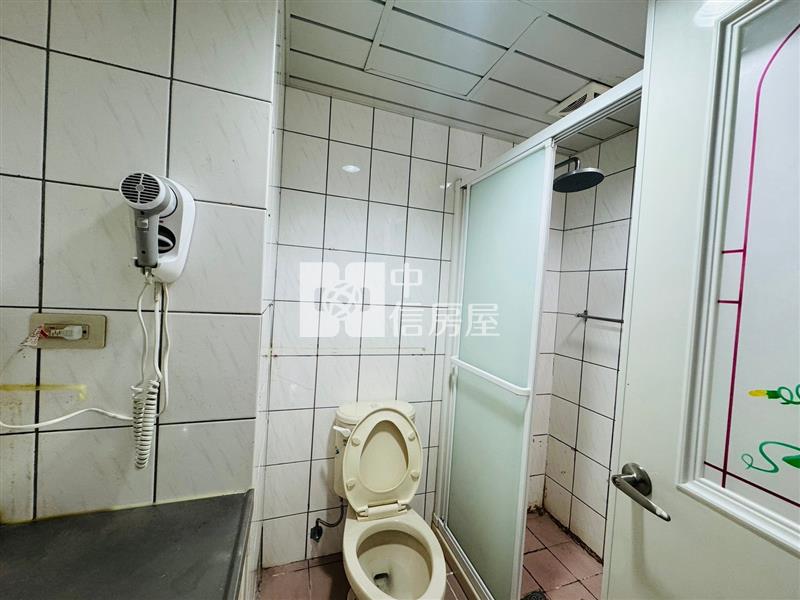 上堤景觀三房房屋室內格局與周邊環境