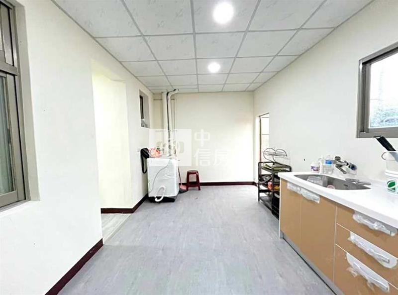 南勢重劃區旁整新美透天房屋室內格局與周邊環境