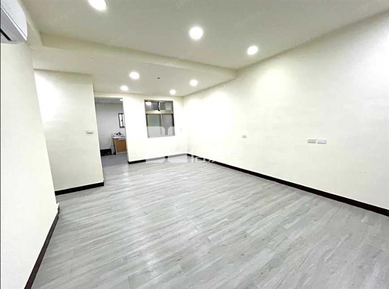 南勢重劃區旁整新美透天房屋室內格局與周邊環境
