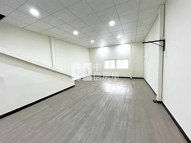 南勢重劃區旁整新美透天房屋室內格局與周邊環境