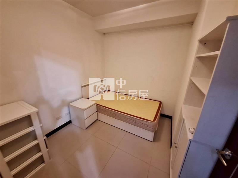 西屯中科國安一路新杜拜朝南2房房屋室內格局與周邊環境
