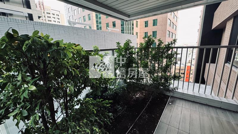 和陸寓邸平車｜亞灣日航共構宅房屋室內格局與周邊環境