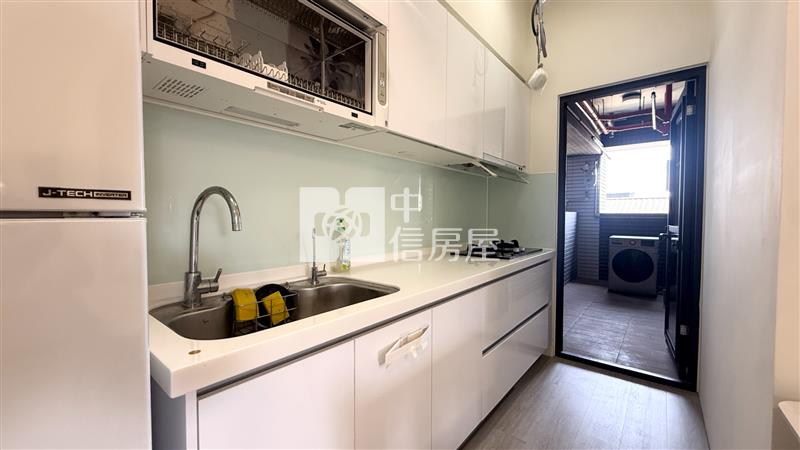 客運園區英堡日朗邊間三房車房屋室內格局與周邊環境