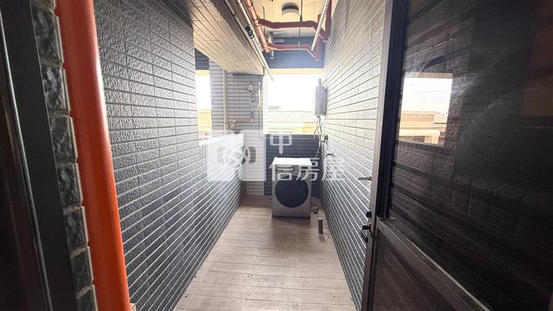客運園區英堡日朗邊間三房車房屋室內格局與周邊環境