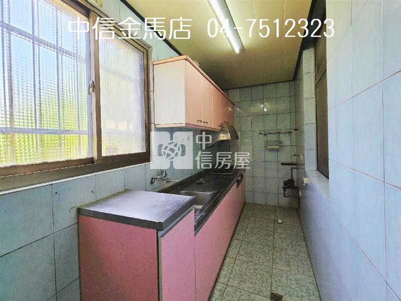 秀水民生街透天房屋室內格局與周邊環境