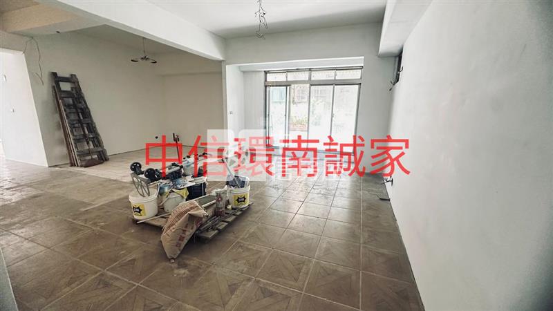 SOGO凱薩宮廷毛胚4房車房屋室內格局與周邊環境