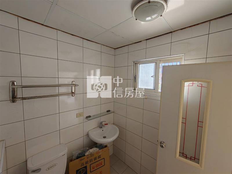 立和路透天全棟15套房房屋室內格局與周邊環境