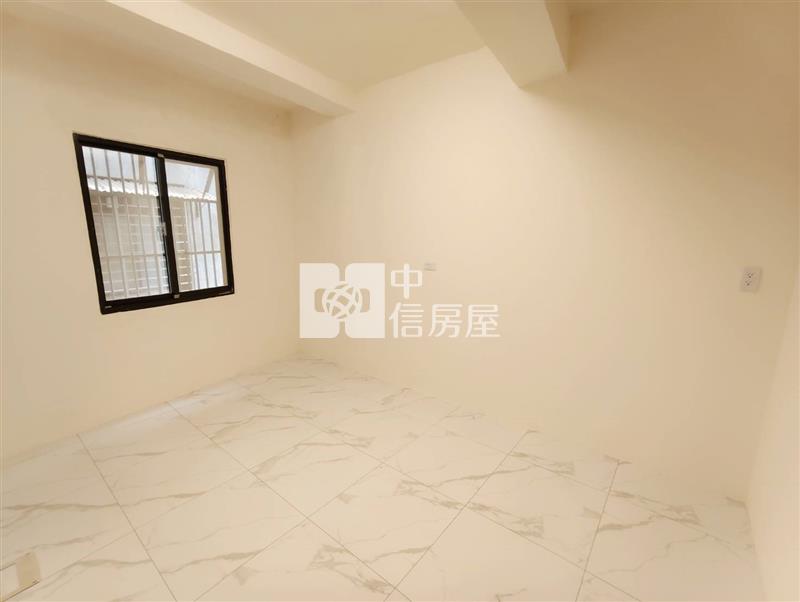 內壢環中商圈活巷整新美透天房屋室內格局與周邊環境