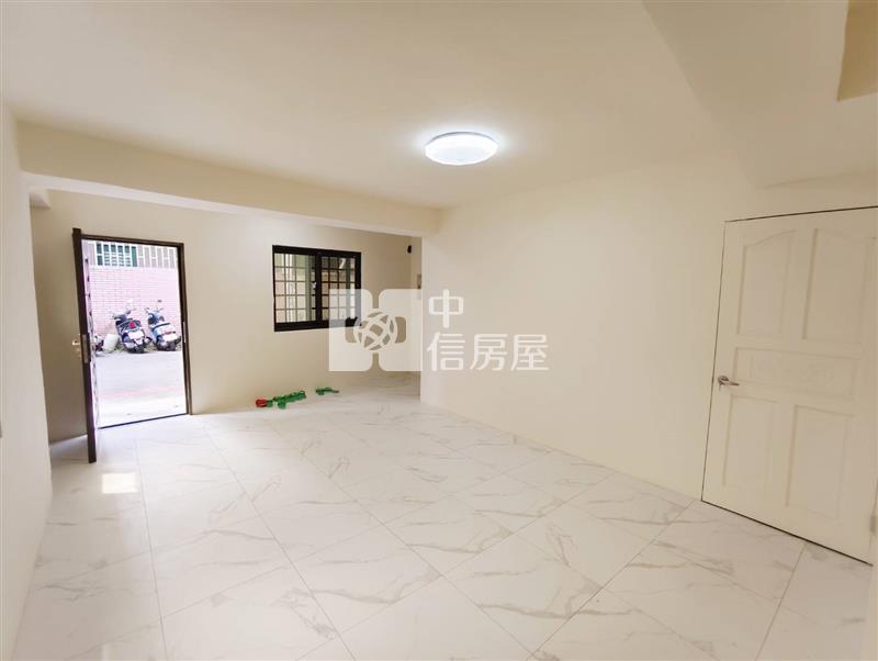內壢環中商圈活巷整新美透天房屋室內格局與周邊環境