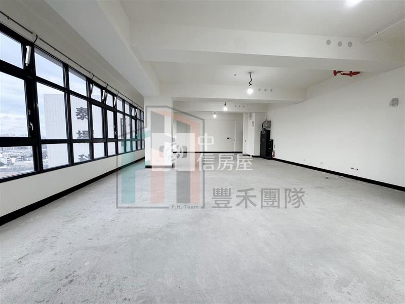 楊梅全新乙工廠辦高樓層整層房屋室內格局與周邊環境