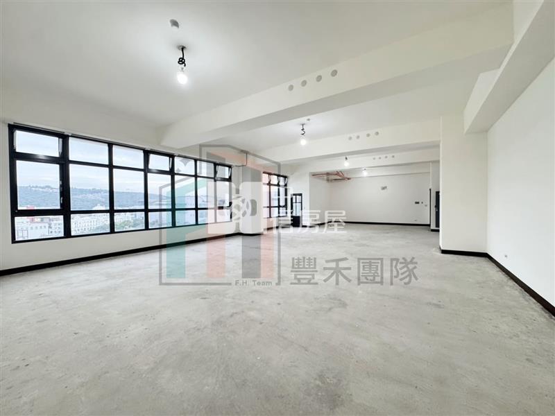 楊梅全新乙工廠辦高樓層整層房屋室內格局與周邊環境