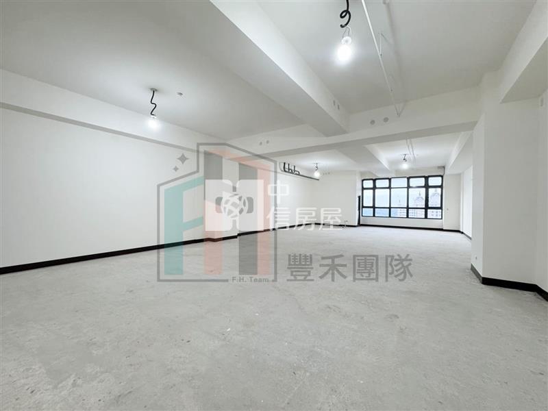 楊梅全新乙工廠辦高樓層整層房屋室內格局與周邊環境