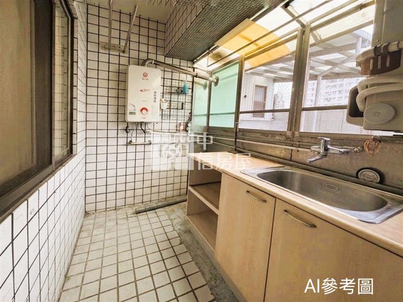 聖及第三面採光美三房房屋室內格局與周邊環境