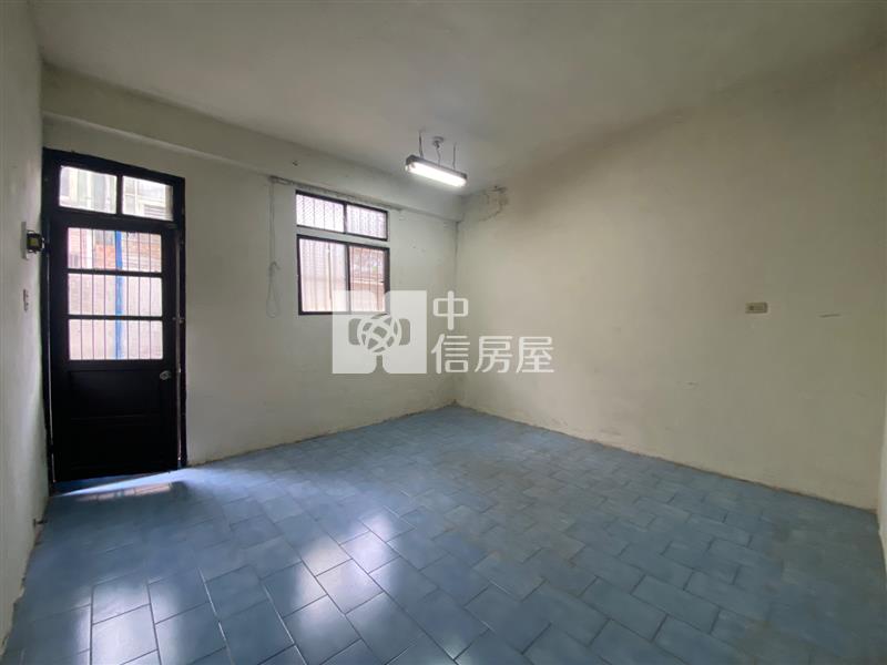 龍潭行政園區旁便宜透天房屋室內格局與周邊環境