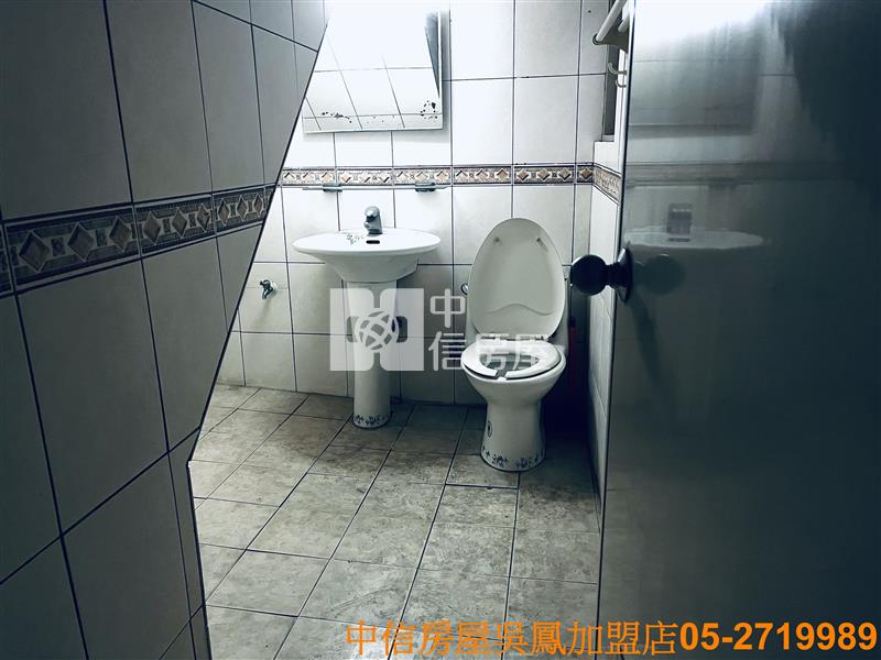 保安一路車庫美透天房屋室內格局與周邊環境