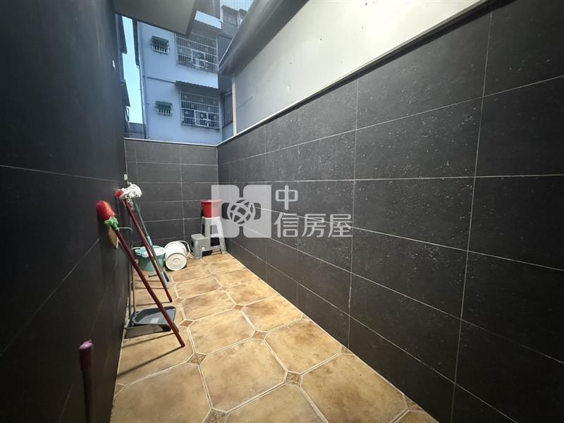 潮州全新電梯別墅房屋室內格局與周邊環境