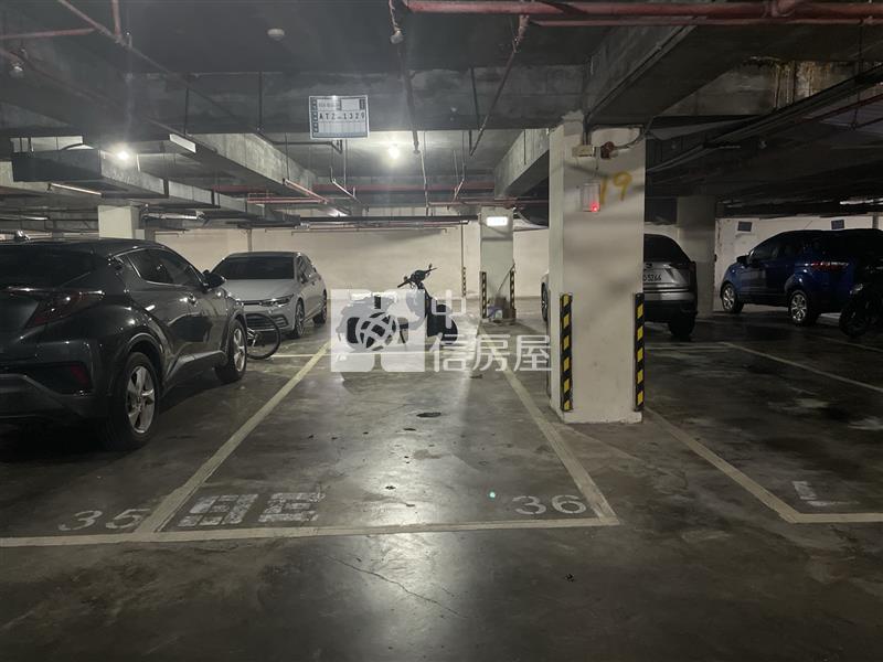 近長庚商圈｜稀有庭院宅・無障礙友善・大平面車位房屋室內格局與周邊環境